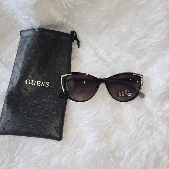 Guess Women\'s Cat Eye Sunglasses with Gold Accents And Rhinestones Havana Brown main image 12